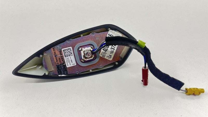 85154087 / 8515 4087 22-24 CADILLAC CT4 V BLACKWING ROOF SHARK FIN ANTENNA RECEIVER 85154087 OEM