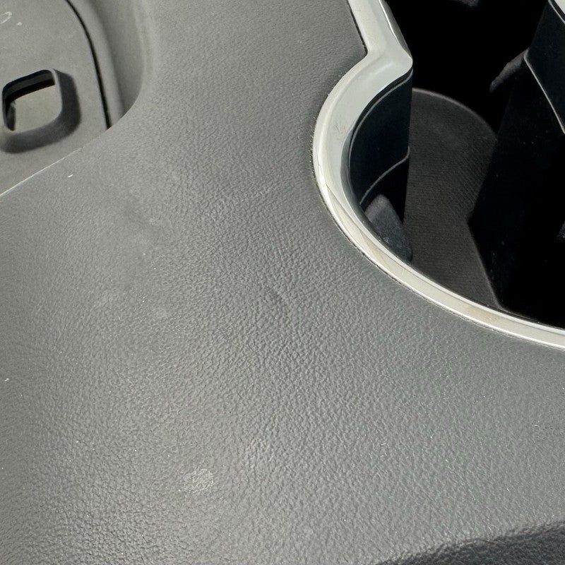 PR3B C045B44 DD37MC / PR3BC045B44DD37MC 24-26 Ford Mustang Performance Pack Center Console Panel Cover W/ Knee Pads OEM