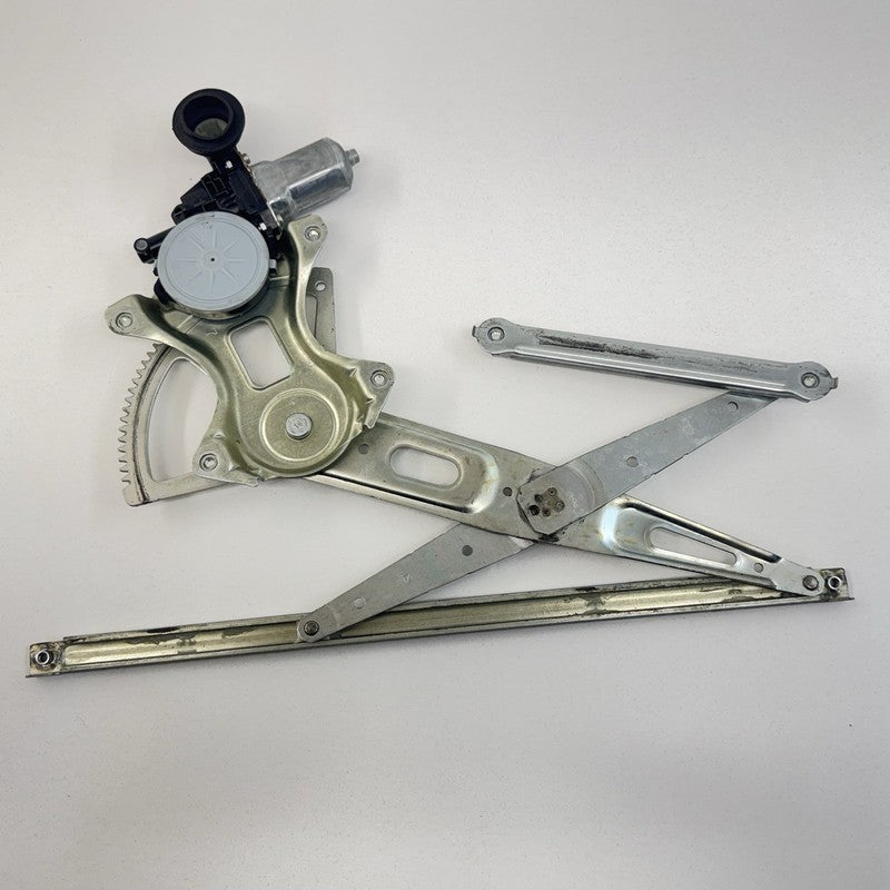 85710-58010 / 85710 58010 / 8571058010 06-13 Lexus IS250 IS350 IS F Right Front Door Glass Window Regulator Motor OEM