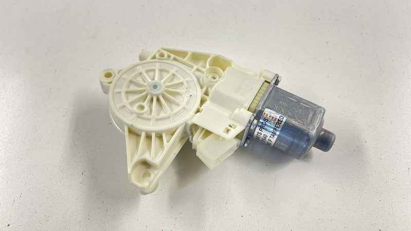 0 130 822 504 / 0130822504 10-13 MERCEDES BENZ W212 E CLASS RIGHT REAR DOOR WINDOW REGULATOR MOTOR OEM