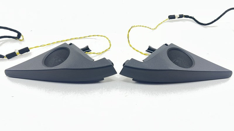 7143998 06-10 BMW M6 E63 E64 LEFT AND RIGHT DOOR PANEL CORNER TWEETER SPEAKER PAIR OEM