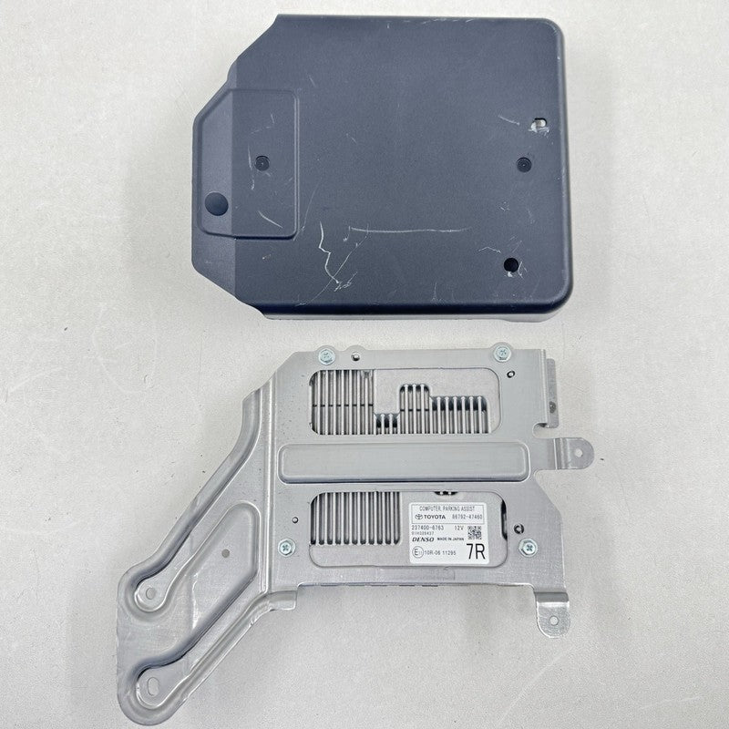 86792-47460 / 86792 47460 / 8679247460 23-25 TOYOTA PRIUS PARKING AID PARK ASSIST CONTROL MODULE 86792-47460 OEM