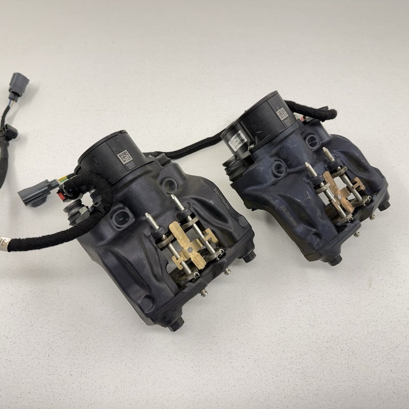 24-26 Ford Mustang GT Rear Parking Park Drift Brake Caliper Pair Left 