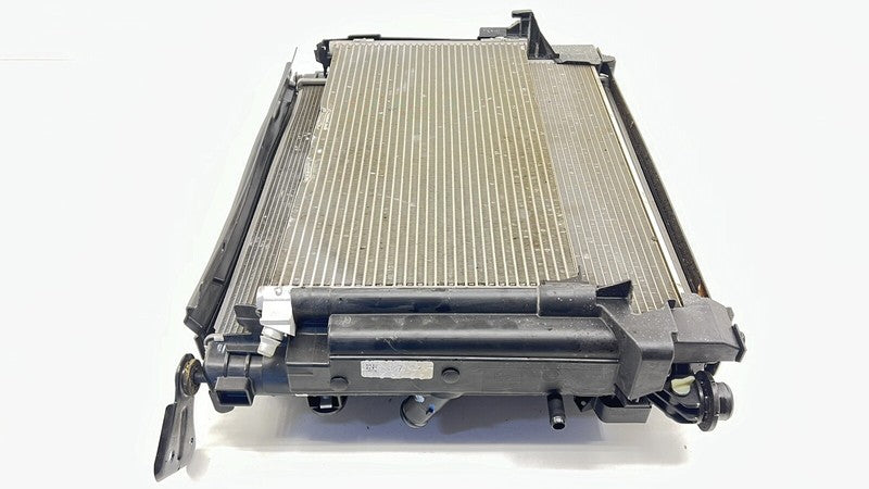 8452 0772 / 84520772 22-26 CADILLAC CT5 V BLACKWING RADIATOR CONDENSER FAN ASSEMBLY OEM