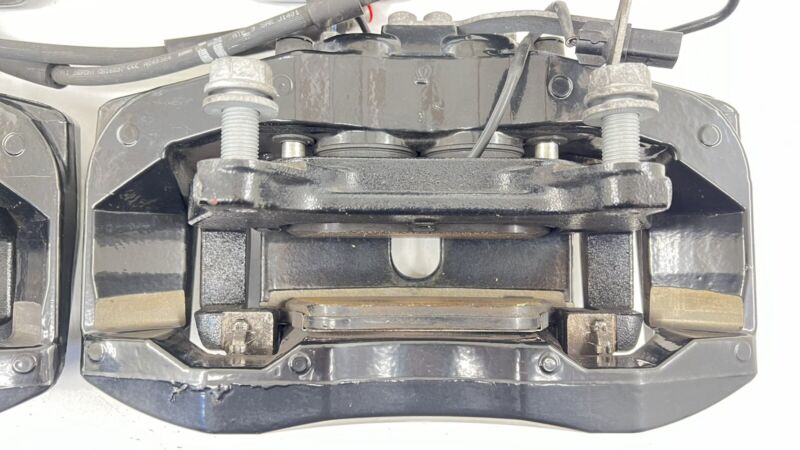 7.228.0434 / 7 228 0434 / 72280434 13-18 BENTLEY FLYING SPUR FRONT & REAR CALIPER BRAKE SET BLACK OEM