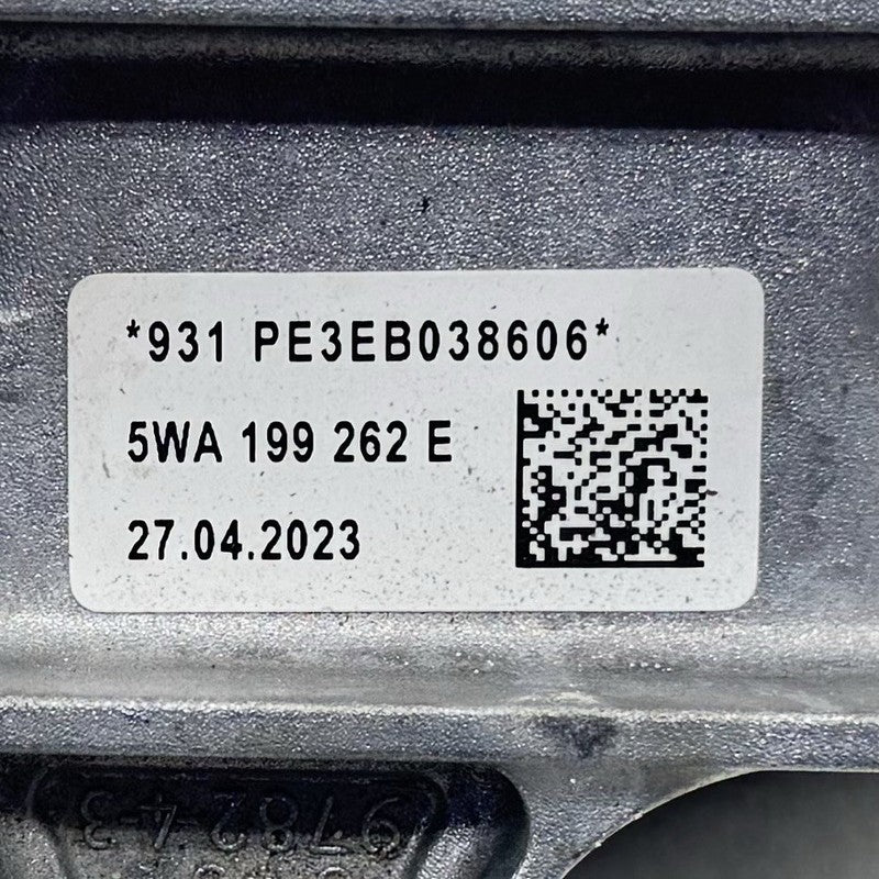 5WA-199-262-E / 5WA 199 262 E / 5WA199262E 22-25 VOLKSWAGEN GOLF R MK8 RIGHT MOTOR ENGINE MOUNT SUPPORT BRACKET OEM