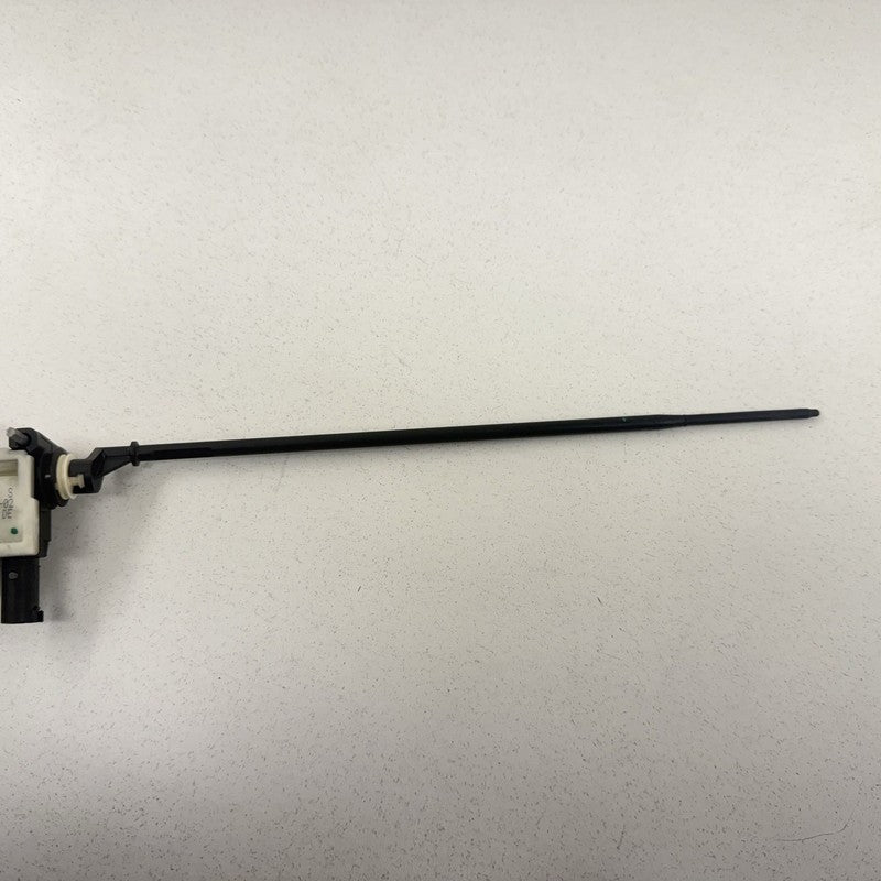 7 200 674 11-16 BMW M5 528 535 550 F10 Gas Fuel Filler Door Lock Actuator 7200674 OEM