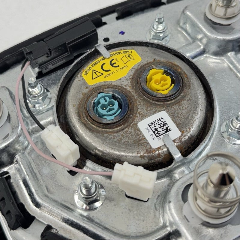 PR3B C043B13 AC319W / PR3BC043B13AC319W 24-26 Ford Mustang GT Driver Steering Wheel Airbag Air Bag OEM