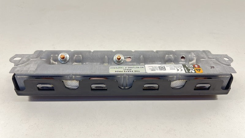 2282 3445 / 22823445 22-24 CADILLAC CT4 V BLACKWING PASSENGER RIGHT FRONT KNEE AIRBAG AIR BAG SRS OEM