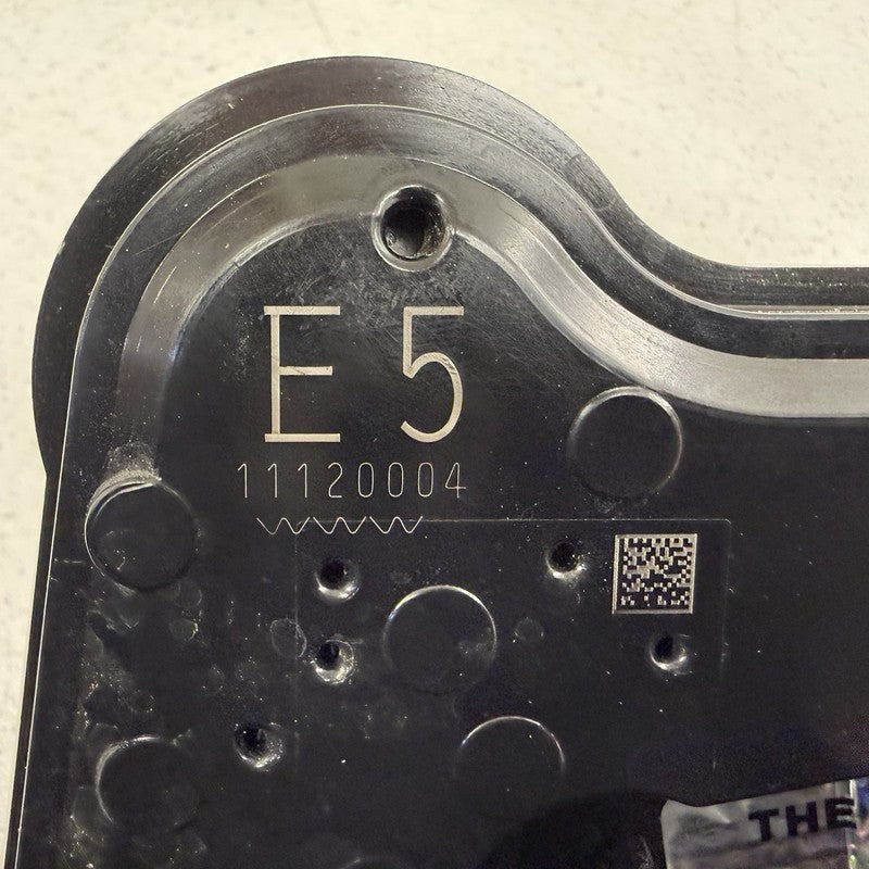 21-26 Lexus IS300 IS350 IS500 Passenger Right Front Door Latch Lock Ac