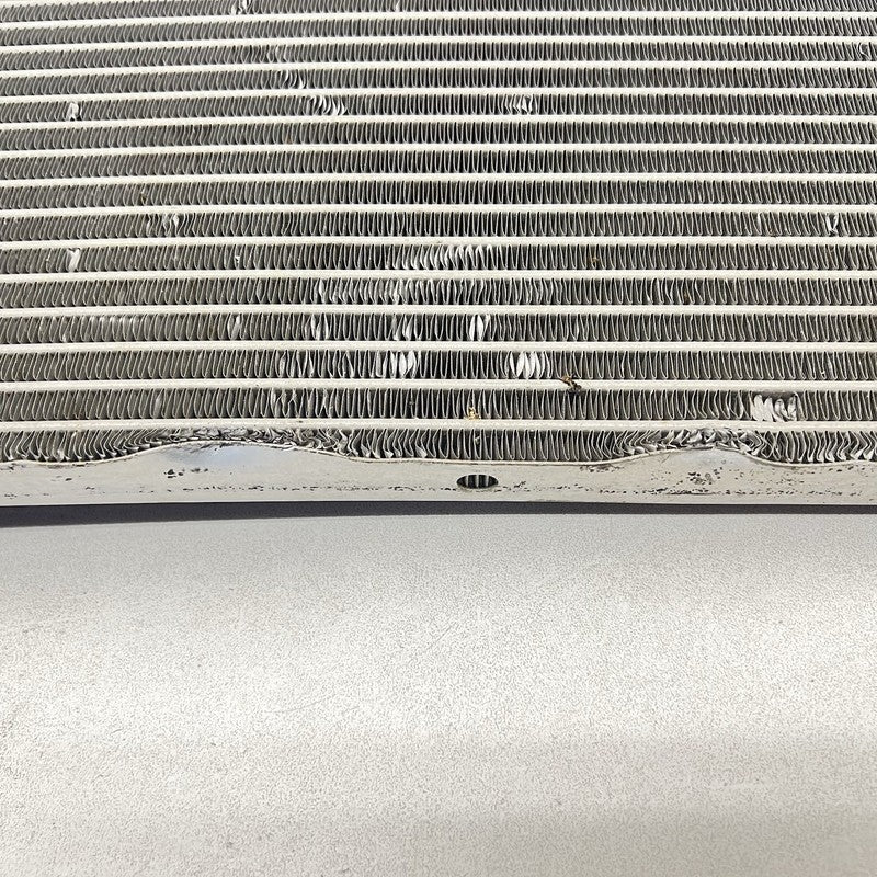 84743114 22-25 CADILLAC CT5 V BLACKWING FRONT ENGINE RADIATOR 84743114 OEM