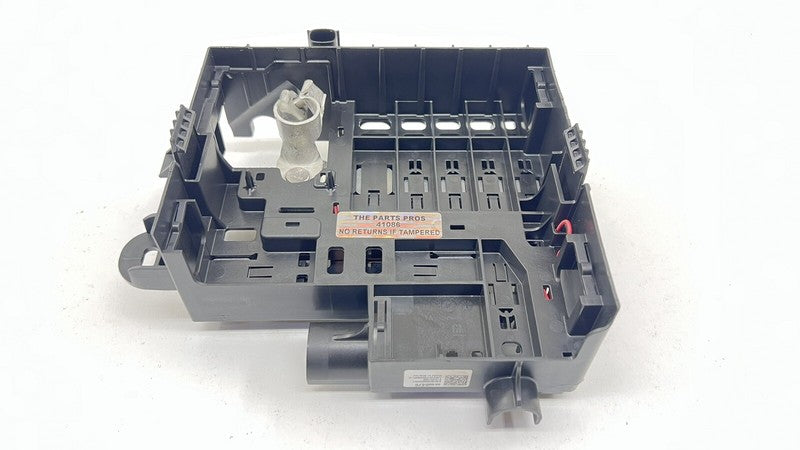84986478 22-24 CADILLAC CT4 V BLACKWING REAR BATTERY FUSE RELAY JUNCTION BOX 84986478 OEM