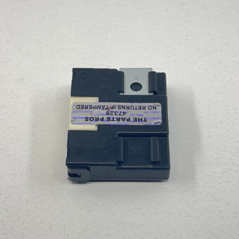 89784-53011 / 89784 53011 / 8978453011 06-13 Lexus IS F IS250 IS350 Theft Locking Security Immobilizer 89784-53011 OEM