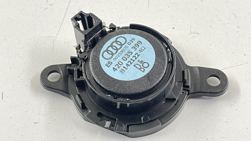 420 035 399 / 420035399 08-15 AUDI R8 BANG & OLUFSEN SPEAKER TWEETER 420035399 OEM