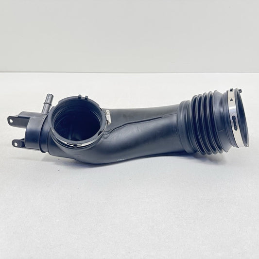 84373674 22-25 CADILLAC CT5 V BLACKWING AIR CLEANER BOX FILTER AIR INTAKE DUCT TUBE OEM