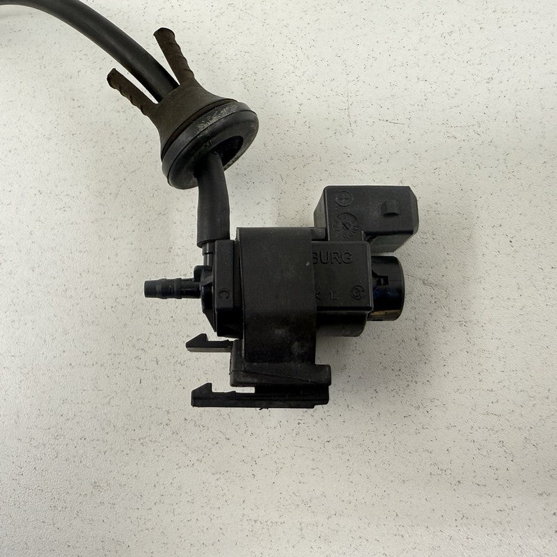 7 850 585 12-16 BMW M5 F10 Pressure Solenoid Valve 7850585 OEM