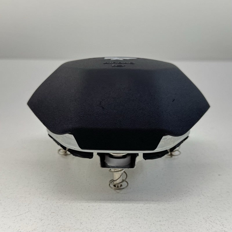 PR3B C043B13 AC319W / PR3BC043B13AC319W 24-26 Ford Mustang GT Driver Steering Wheel Airbag Air Bag OEM