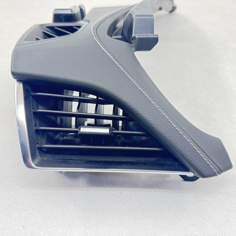 8485 3511 / 84853511 22-24 CADILLAC CT5 V BLACKWING LEFT DASH AC AIR VENT GRILLE WITH COVER TRIM OEM