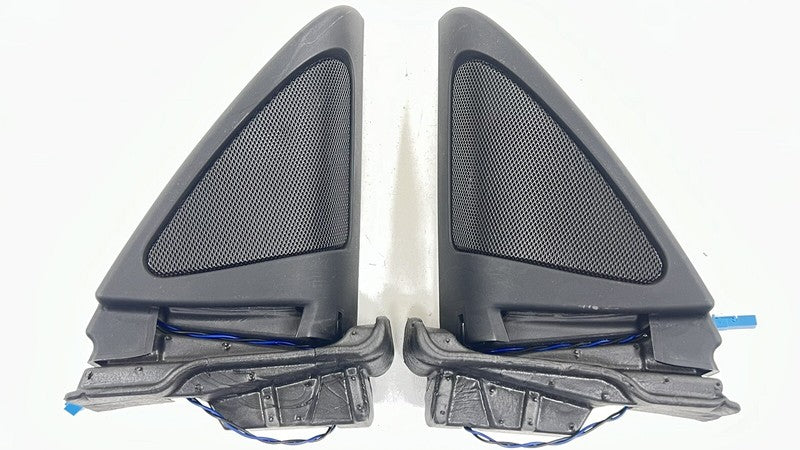 6513-9220750-01 / 6513 9220750 01 / 6513922075001 15-20 BMW M4 F82 F83 LEFT & RIGHT DOOR PANEL CORNER TWEETER SPEAKER PA