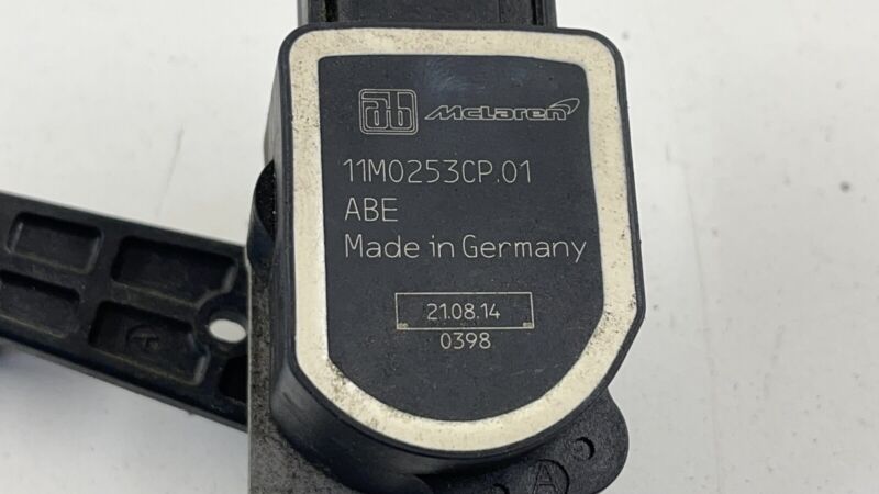11M0253CP 15-17 MCLAREN 650S RIGHT REAR HEADLIGHT HEIGHT LEVEL SENSOR 11M0253CP OEM
