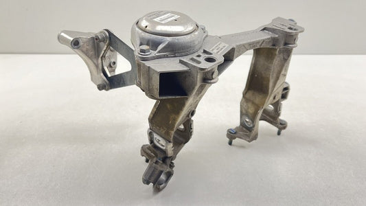 987.375.206.01 / 987 375 206 01 / 98737520601 05-08 PORSCHE BOXSTER CAYMAN 987 RIGHT REAR SUBFRAME SUPPORT MOUNT BRACKET