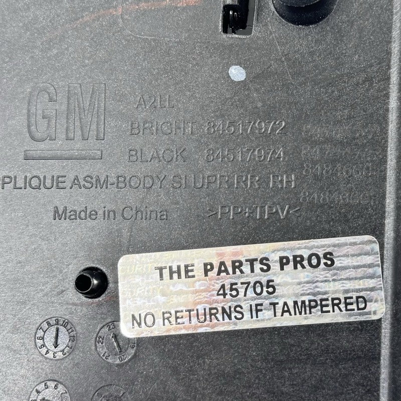 84744745 22-25 CADILLAC CT5 V BLACKWING RIGHT REAR QUARTER PANEL WINDOW TRIM OEM