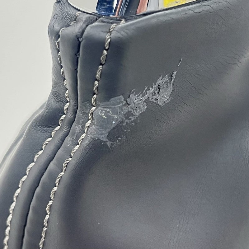 10-15 CHEVROLET CAMARO SS CENTER CONSOLE MANUAL SHIFT BOOT WITH SHIFT KNOB OEM