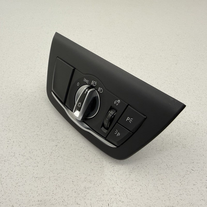 18-24 BMW G01 G02 X3 X4 Headlight Lamp Switch Control Panel 5A67868 OE