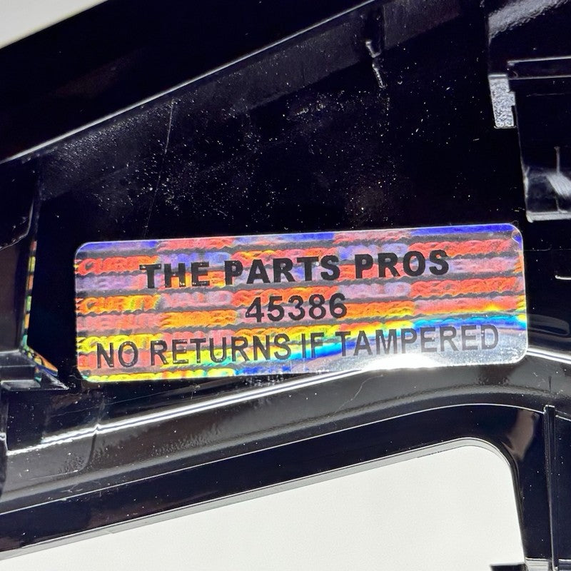 5H1-863-487-B / 5H1.863.487.B / 5H1 863 487 B / 5H1863487B 22-25 VOLKSWAGEN GOLF R CENTER CONSOLE PHONE CHARGING SURROUN