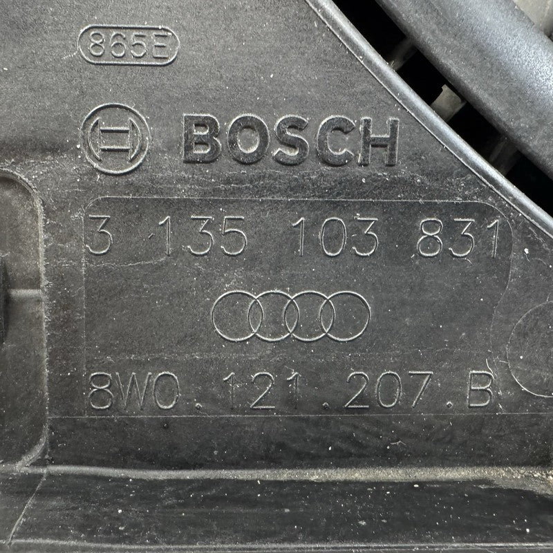 18-25 Audi A4 A5 S4 S5 Engine Radiator Cooling Fan Motor Shroud Assemb