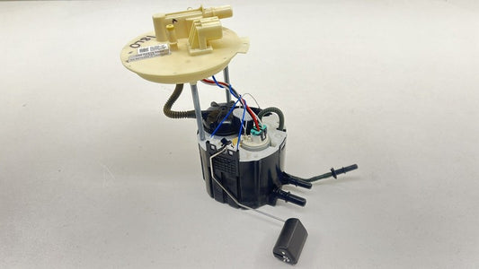 8561 7033 / 85617033 22-24 CADILLAC CT5 V BLACKWING GAS TANK FUEL PUMP SENDING UNIT 85617033 OEM