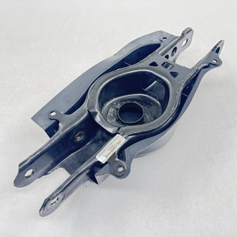 84826388 22-24 CADILLAC CT5 V BLACKWING DRIVER LEFT REAR CONTROL ARM SUSPENSION SET OEM