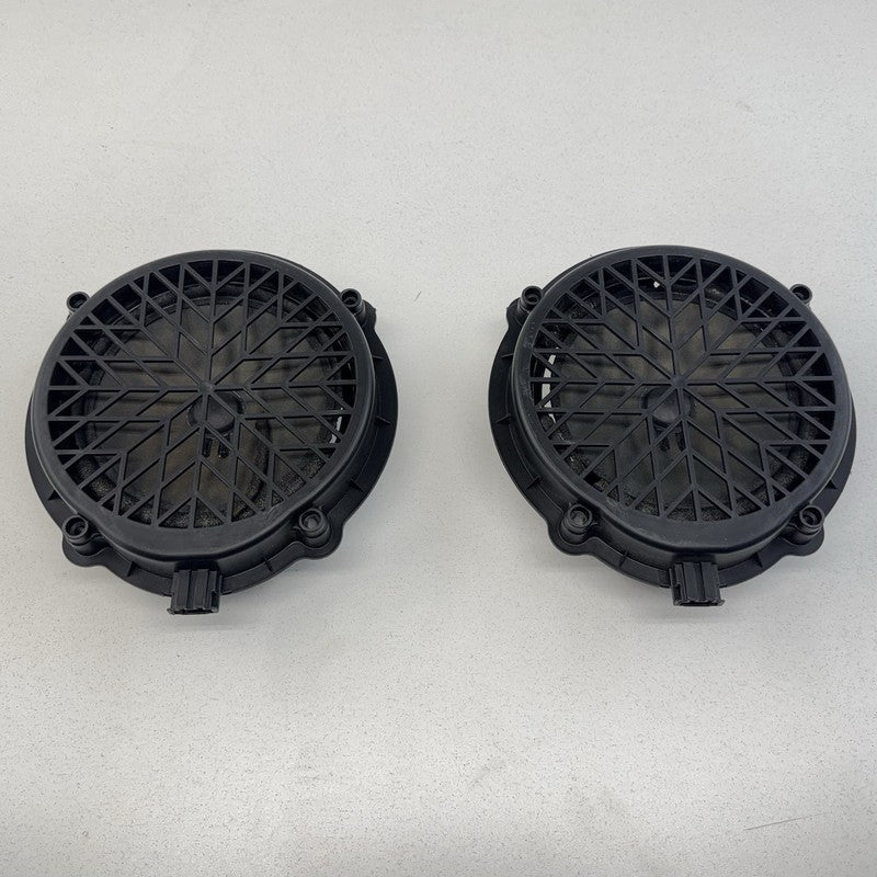 997 645 553 00 / 99764555300 05-12 Porsche 911 997 Boxster Cayman 987 Tweeter Speaker Audio Sound Set OEM