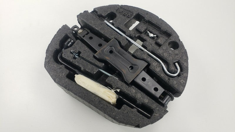 84540TK8AA003 / 84540-TK8A-A003 11-22 HONDA ODYSSEY EMERGENCY SPARE TIRE WHEEL CAR JACK TOOL KIT ASSEMBLY OEM