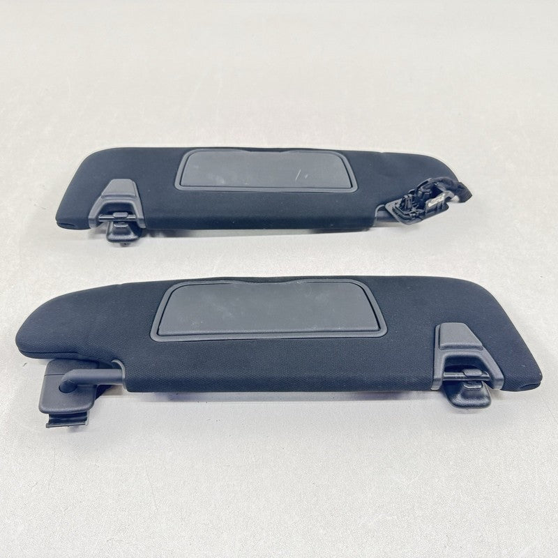 BU5A-00014-DA / BU5A 00014 DA / BU5A00014DA 24-25 Ford Mustang GT Left & Right Front Sunvisor Sun Visor Shade Pair Black