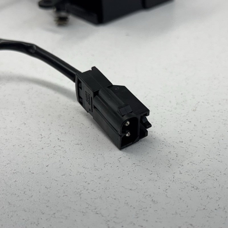 987 512 053 00 / 98751205300 06-12 Porsche Cayman 987 Rear Trunk Lid Latch Lock Actuator OEM