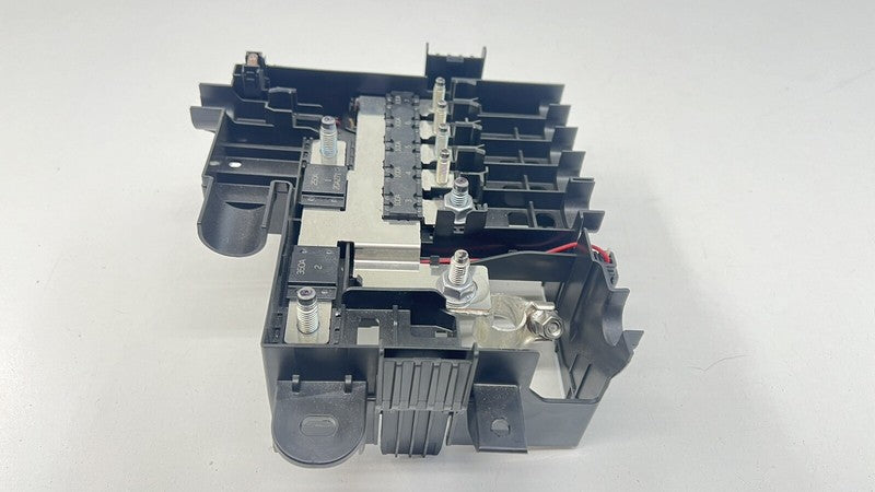84986478 22-24 CADILLAC CT4 V BLACKWING REAR BATTERY FUSE RELAY JUNCTION BOX 84986478 OEM