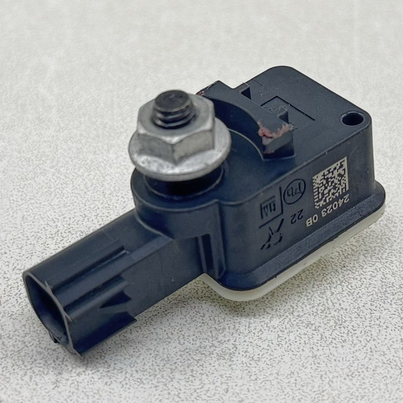 13525287 22-24 CADILLAC CT5 V BLACKWING RIGHT SIDE AIRBAG SRS CRASH IMPACT SENSOR OEM