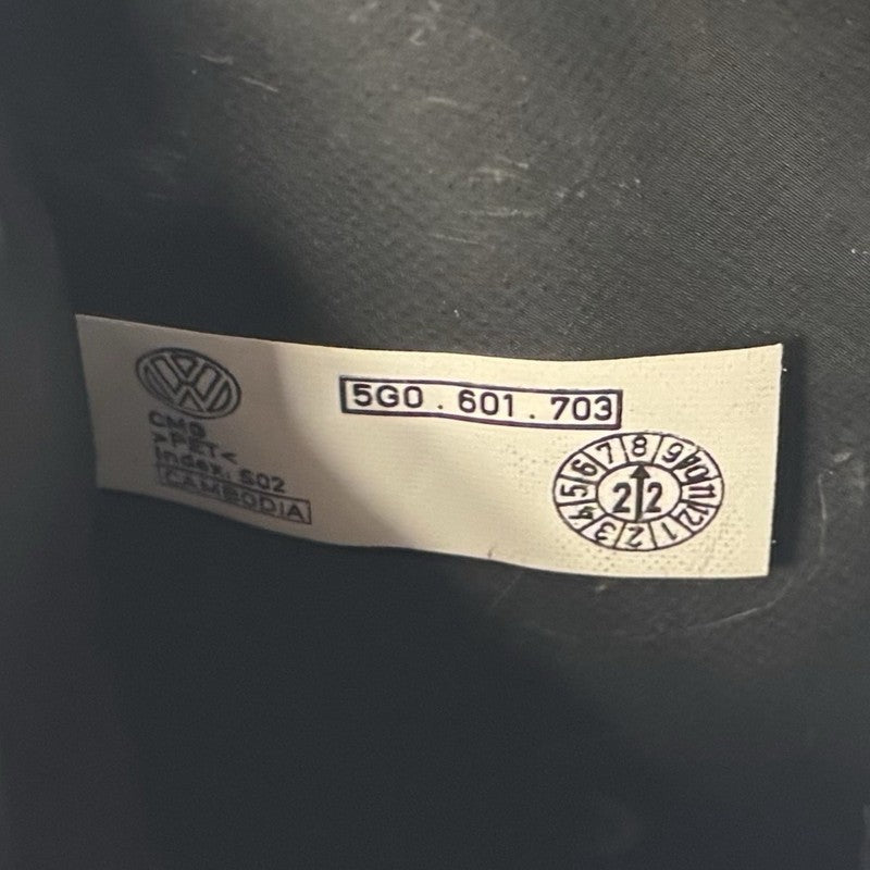 5N0.012.615.G / 5N0-012-615-G / 5N0 012 615 G / 5N0012615G 22-25 VOLKSWAGEN GOLF R MK8 EMERGENCY WHEEL CAR JACK TOOL SET