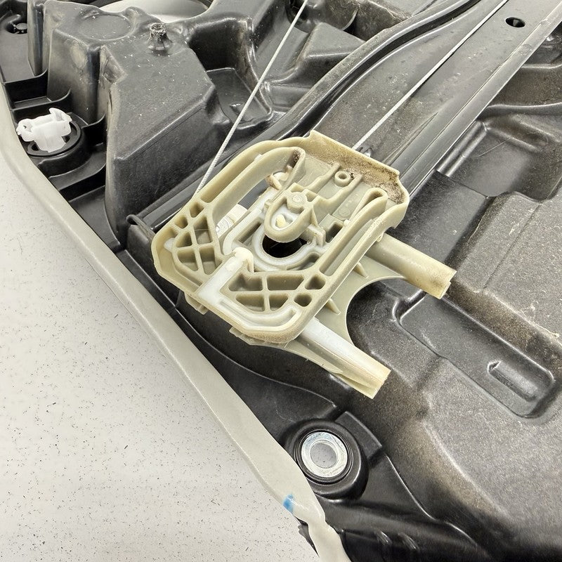 18-24 BMW G01 X3 Right Rear Window Regulator Motor Carrier Assembly OE