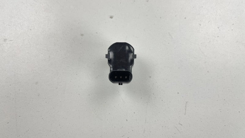 9 173 106 09-15 BMW 7 SERIES F01 F02 REAR BUMPER PARKING SENSOR DISTANCE WHITE 9173106 OEM