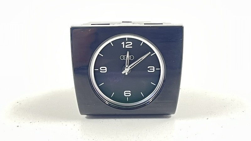 4H0 919 204 M / 4H0919204M 11-18 AUDI A8 CENTER DASH ANALOG CLOCK TIME 4H0 919 204 M OEM