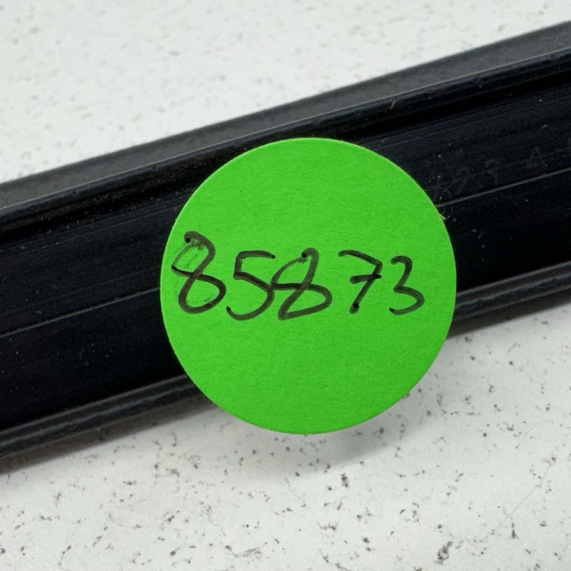 16-24 Chevrolet Camaro Side skirt Weather Strip Seal Left Or Right 840
