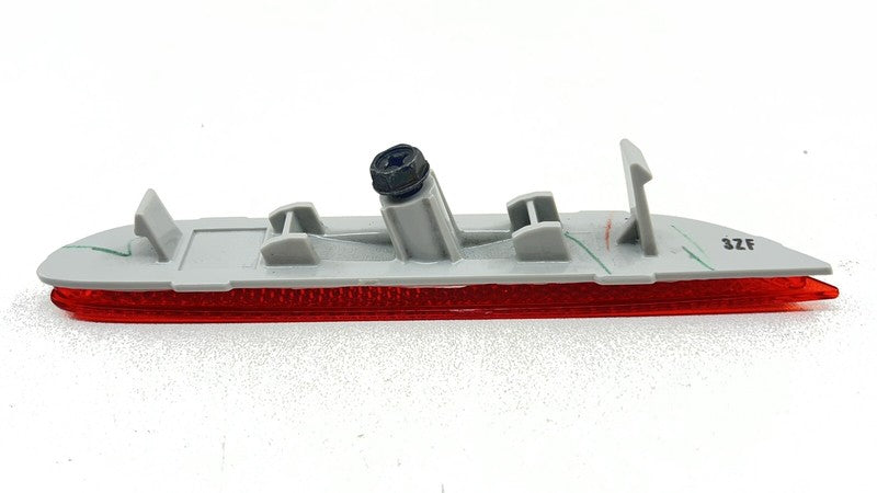 250-18165 / 250 18165 / 25018165 24-25 NISSAN Z NISMO DRIVER LEFT REAR BUMPER REFLECTOR SIDE MARKER 250-18165 OEM