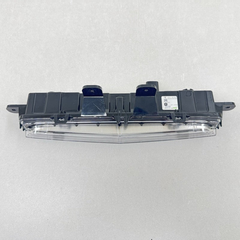 84691030 22-24 CADILLAC CT5 V BLACKWING REAR BUMPER BACKUP BACK UP REVERSE LIGHT LAMP OEM