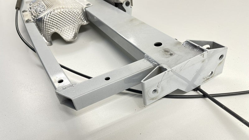 08-15 AUDI R8 SPYDER REAR CROSSMEMBER FRAME SUPPORT BRACKET HATCH LATCH LOCK OEM