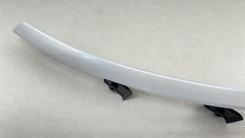 63873-6GR0B / 63873 6GR0B / 638736GR0B 24-25 NISSAN Z NISMO LEFT & RIGHT FRONT FENDER FLARE TRIM MOULDING WHITE OEM