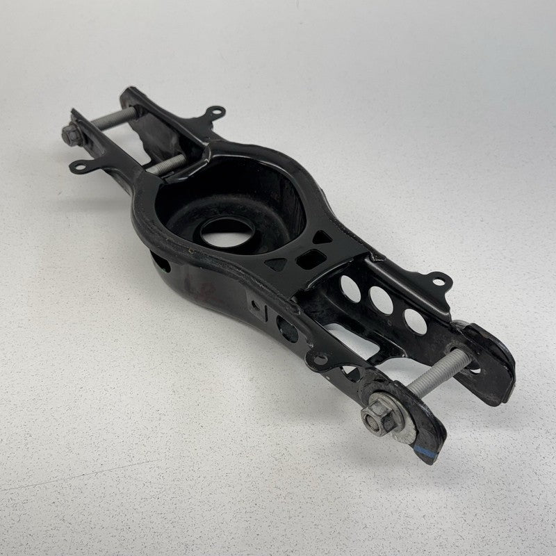 16-24 Chevrolet Camaro ZL1 SS Driver Left Rear Suspension Control Arm 