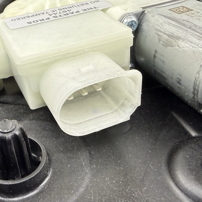 18-24 BMW G01 X3 Right Rear Window Regulator Motor Carrier Assembly OE