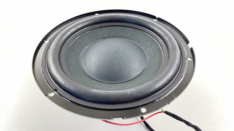 299238-001 / 299238 001 / 299238001 10-16 PORSCHE PANAMERA REAR SUBWOOFER BASSBOX SPEAKER 299238-001 OEM